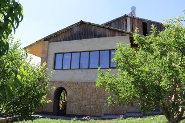 Gnishik Eco Resort, Réserver Maison d'hôtes Gnishik 