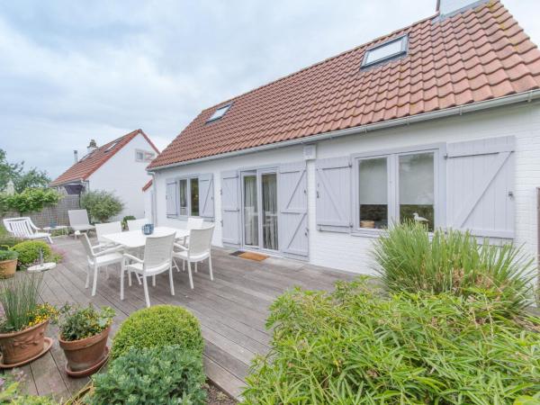Holiday Home Vissershuisje 09-01 by Interhome, Buchen Sie Ferienhaus Bredene 
