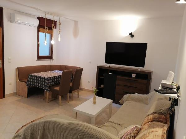 KIKA, Reserva ahora Apartamento Hoteles en Kvarner con aparcamiento, Aparcamiento