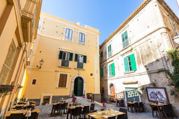 Casa Vacanze Antico Sedile, Buchen Sie Ferienwohnung Tropea Kalabrien