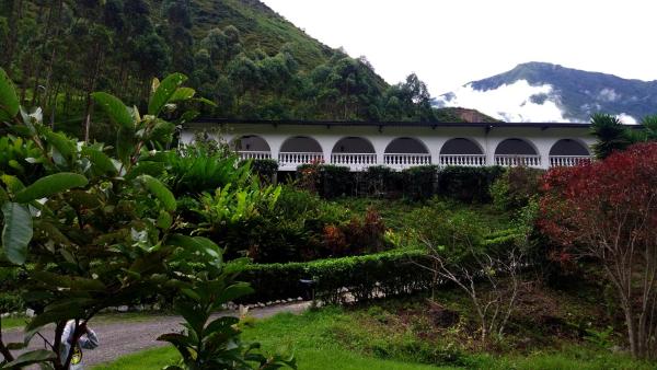 Hostería La Eterna Primavera, Prenota Locanda Huigra 
