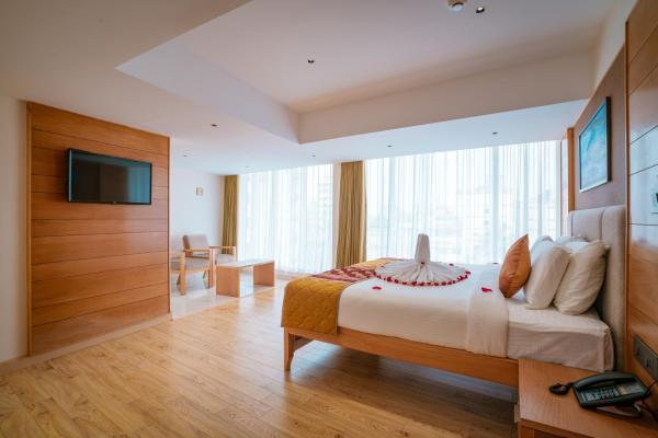 Townbridge Hotels & Suites, Prenota Hotel Hotel a Cochin con colazione, Colazione