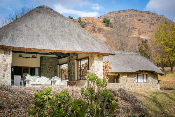Lolambazo Country House & Cottage - Giants Castle Drakensberg, Prenota Hotel Mahlutshini KwaZulu-Natal