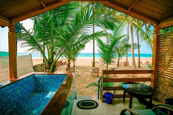 orange sky beach bungalow, Buchen Sie Resort Agonda 