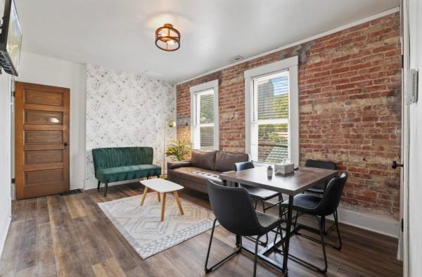 Housepitality - City View Loft - German Village, Buchen Sie Ferienwohnung Columbus Ohio