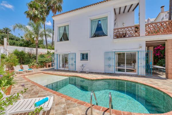 Amapola House Exclusive Private Pool & Pet Friendly Stay, Prenota Appartamento Fuengirola Costa del Sol