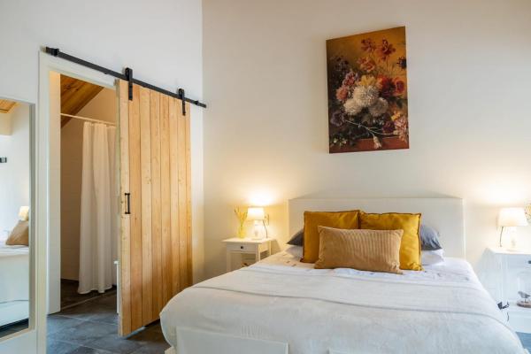 Logies De Houtdijk, Prenota Bed & breakfast Hotel a Frisia con piscina, Piscina