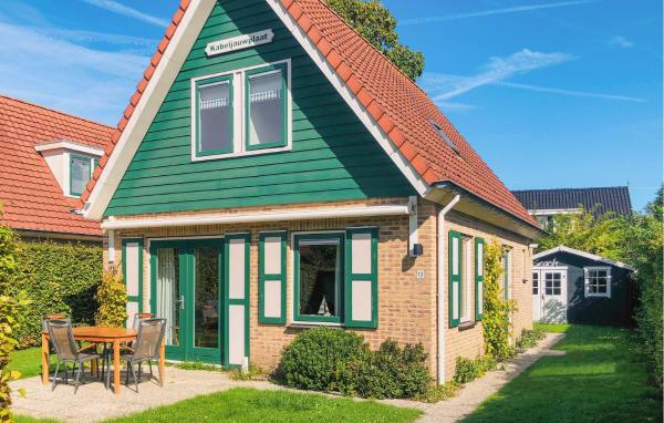 3 Bedroom Lovely Home In Zonnemaire, Reserva ahora Casa o chalet Hoteles en Zelanda con aparcamiento, Aparcamiento