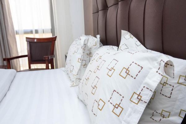 Mika Hotel, Kabulonga