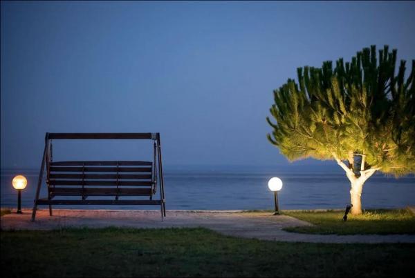 On the wave studios Spitakia sto kyma, Prenota Residence Nikiti 