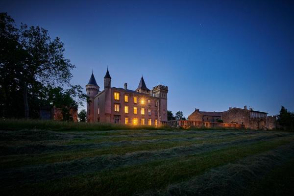 Château de Sibra, Buchen Sie Bed & Breakfast Lagarde Languedoc-Roussillon