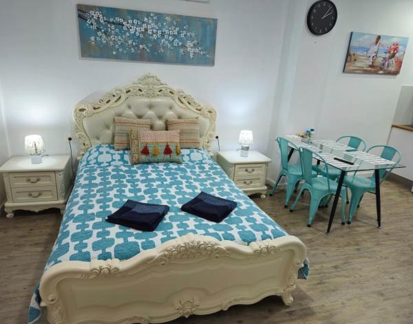 APARTAMENTOS ELEMAR free luggage storage, Prenota Appartamento Malaga Centro 