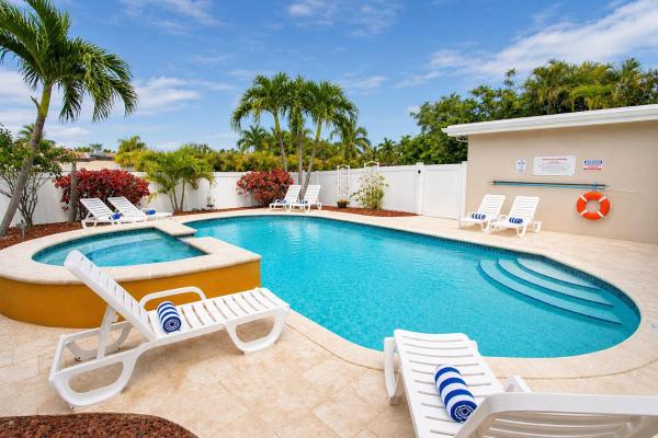 Premium Luxury 5BR Villa near Hollywood Beach, Buchen Sie Villa Villen in Florida, Villa