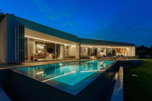Villa Boscaria by IstriaLux, Reserva ahora Villa Hoteles en Istria central con piscina, Piscina