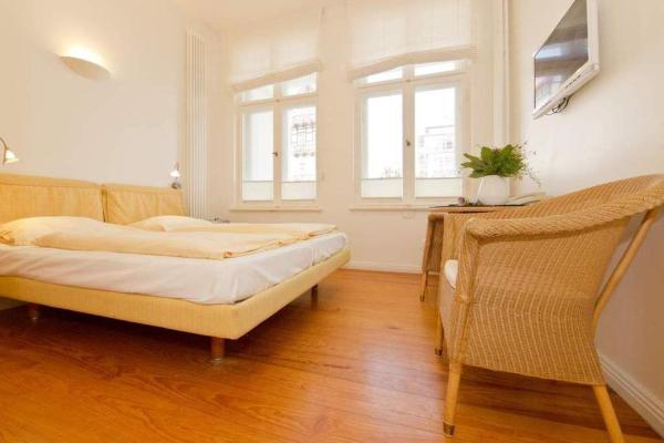 Villa Astrid, T6 Demmin, Reserva ahora Apartamento Hoteles en Usedom con aparcamiento, Aparcamiento