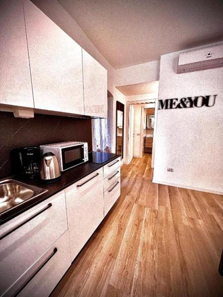 Welcome Traveller AMORE APARTMENTS, Prenota Appartamento Hotel a Veneto con parcheggio, Parcheggio