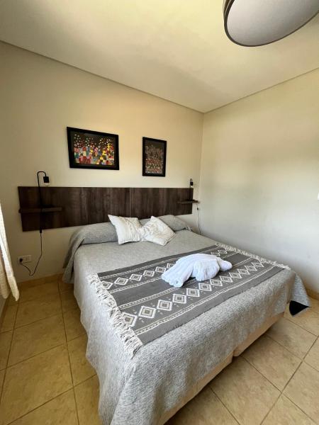 Departamentos Equipados Realico, Buchen Sie Ferienwohnung Hotels in La Pampa mit Parkplatz, Parkplätze