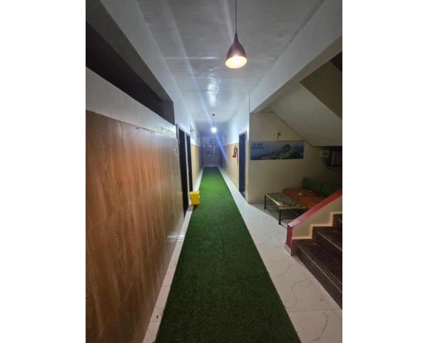 The shelar\s Royal inn, Réserver  Hôtels à Maharashtra avec piscine, Piscine