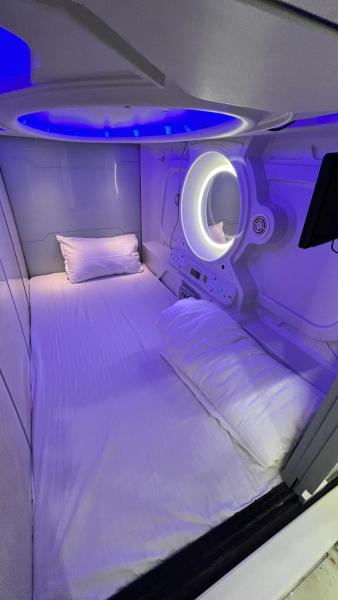 Astropods, Réserver Hôtel capsule Hôtels capsule à Maharashtra, Hôtel capsule