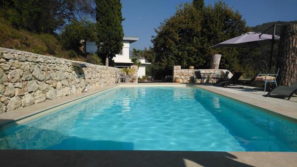 Le Domaine de la Feuilleraie, Prenota Bed & breakfast Hotel a Coaraze con parcheggio, Parcheggio