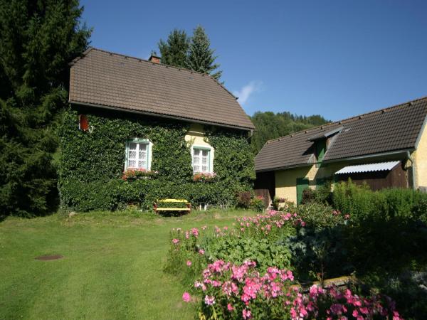 Holiday home in Scheifling near ski area, Prenota Casa vacanze Hotel a Stiria con parcheggio, Parcheggio