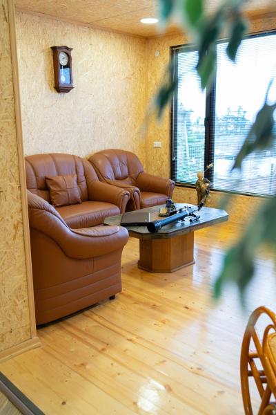 Hotel BANI, Reserva ahora Hostal o pensión Hoteles en Imereti con aparcamiento, Aparcamiento