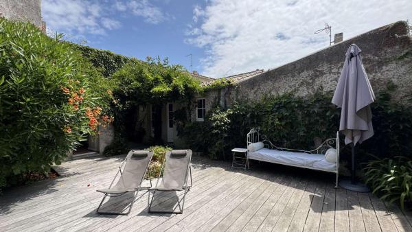 Maison de village avec beaucoup de charme, Prenota Villa Cottage a Aquitania, Cottage