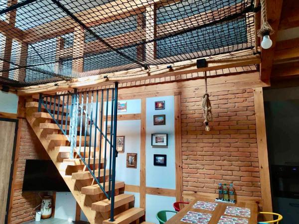 Pościelone na Roztoczu, Réserver Appartement Hôtels à Basses-Carpates avec parking, Parking