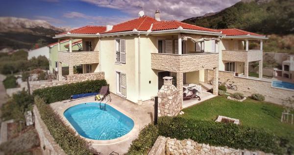 Ferienhaus mit Meerblick & Pool in Baška - Villa-Planina, Buchen Sie Ferienhaus Baška Insel Krk