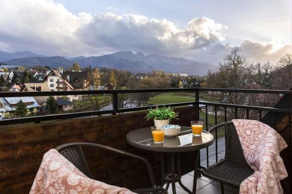 Rezydencja Cicha Woda, Book Hotel Lesser Poland Hotels with a Parking, Parking