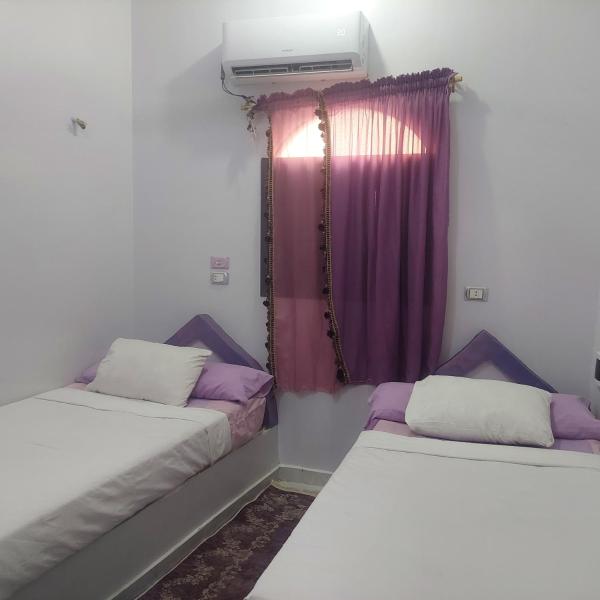 Abo Tamem Guest House, Prenota Affittacamere Hotel economici a Assuan