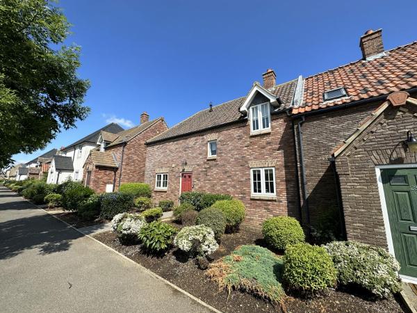 Daisy Cottage, Buchen Sie Ferienhaus Hotels mit Pool in England, Schwimmbad