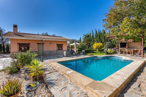 Casa rural a pie de Sierra Nigüelas, Buchen Sie Ferienhaus Nigüelas 