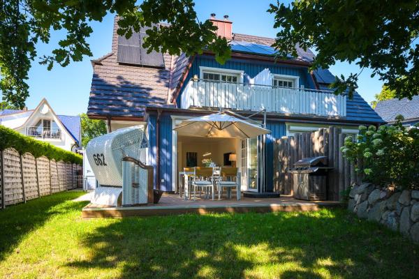 Traumhaus Auri in Prerow Ostsee auf dem Darß mit Kamin und Sauna und Garten, Reserva ahora Casa o chalet Prerow Mecklemburgo-Pomerania