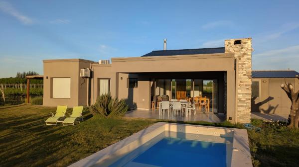 Casa Premium - Finca Rosablanca, viña y montaña, Prenota Villa Hotel con piscina a Mendoza, Piscina