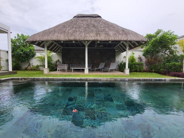 Villa de Luxe à Grand Baie avec piscine V12, Prenota Villa Grand Baie Mauritius Costa Nord