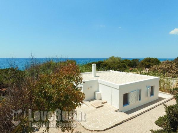 Casa con accesso diretto al mare by LoveSud, Buchen Sie Ferienhaus Cottages in Torre Vado, Cottage