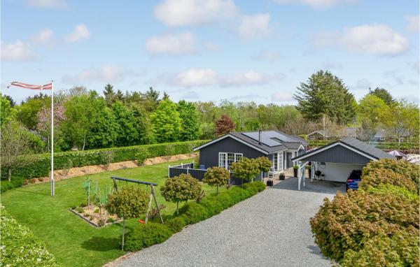 Stunning Home In Oksbøl With Kitchen, Réserver Maison de vacances Oksbol 