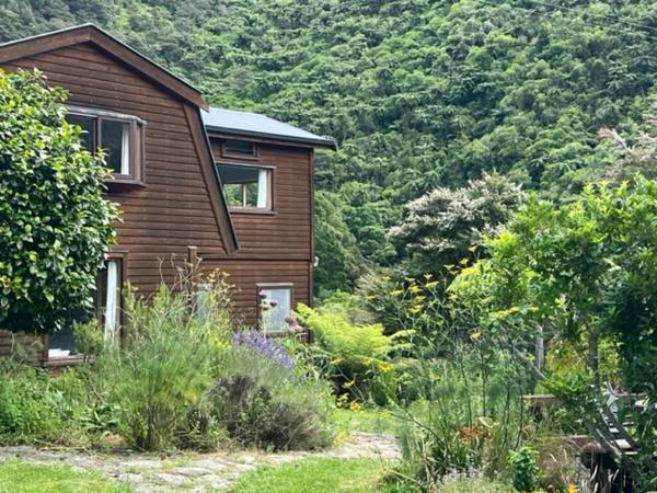 Waterfall Bay, Buchen Sie Ferienhaus  
