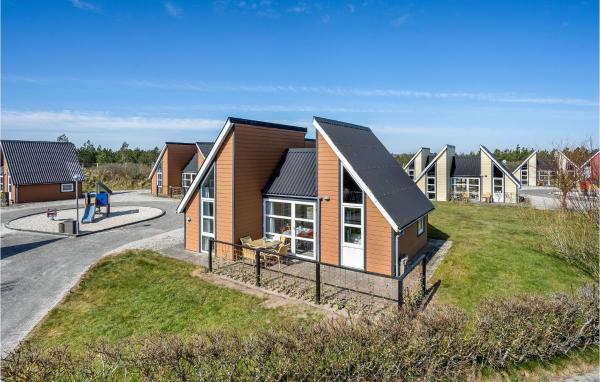 2 Bedroom Stunning Home In Hadsund, Prenota Casa vacanze Hotel a Vestjylland con parcheggio, Parcheggio