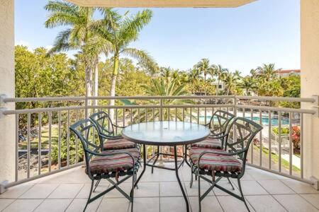NEW Grenada Suite - Parking Pool & Pets 209, Buchen Sie Ferienhaus Villen in Florida, Villa