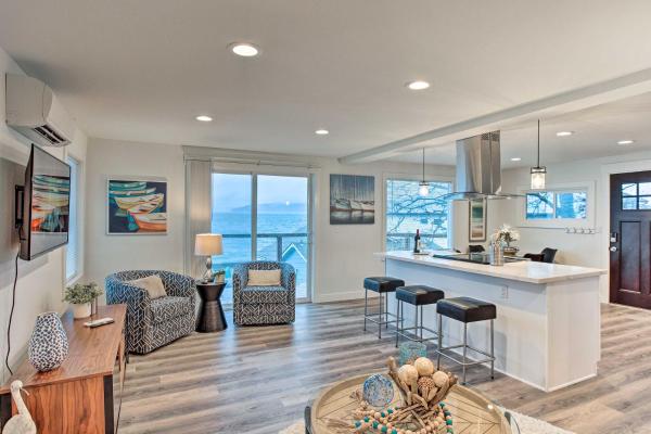 Tacoma Dash Point Beach Cabin with Balcony, Prenota Casa vacanze Tacoma 