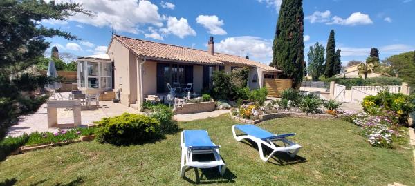 La Maison de Georges - Climatisée -Terrain et vue Etang, Réserver Maison de vacances Cottages à Étang de Thau, Cottage
