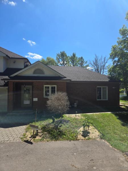Resort style entire guesthouse-2 rooms, Réserver Villa Tottenham Ontario