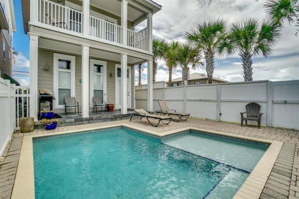 Amzg Gulf view,4 Bd/3.5 Bath Home, Pvt heated Pool, Buchen Sie Ferienhaus Villen in Florida, Villa
