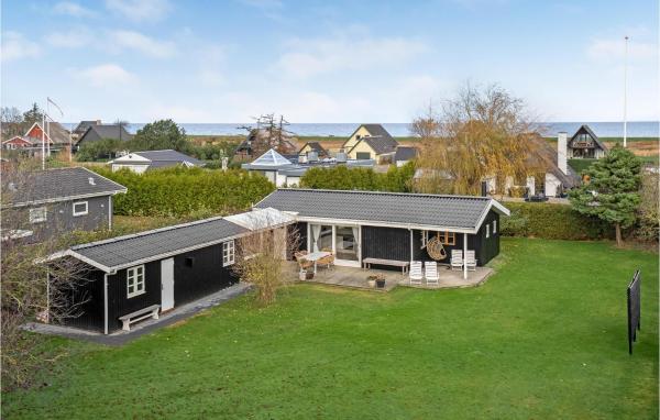 A Stunning Home In Otterup With 3 Bedrooms And Wifi, Buchen Sie Ferienhaus Otterup Funen