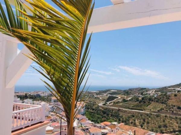 Small village house with beautiful sea views, Prenota Casa vacanze Torrox Axarquía