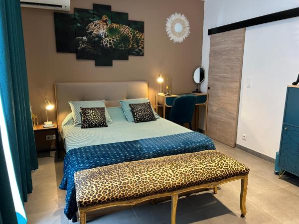 La CORSA CHAMBRE FAMILIALE DELUXE, Buchen Sie Bed & Breakfast Hotels in Aude mit Parkplatz, Parkplätze