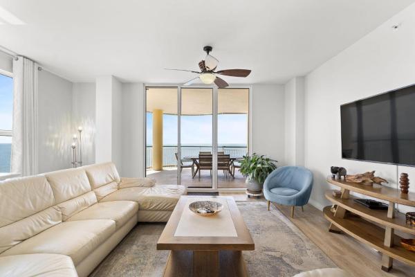Beach Colony East 16A-Penthouse, Buchen Sie Ferienhaus Hotels in Perdido Key mit Pool, Schwimmbad