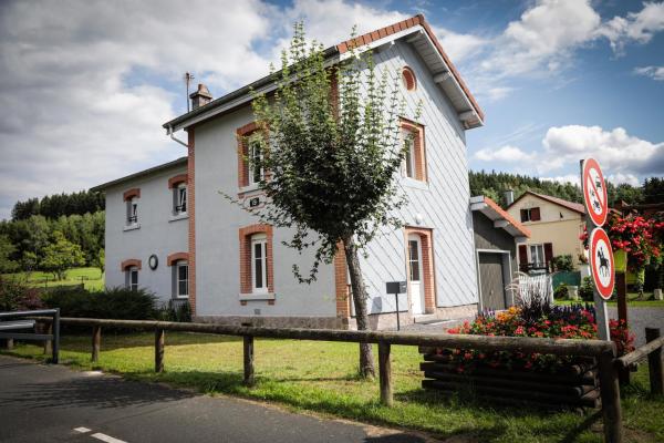 LA HALTE 19, Book Vacation Home Alsace Hotels with a Parking, Parking